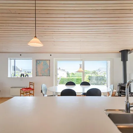 In With House Sea View *
