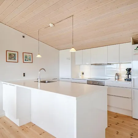In With House Sea View *