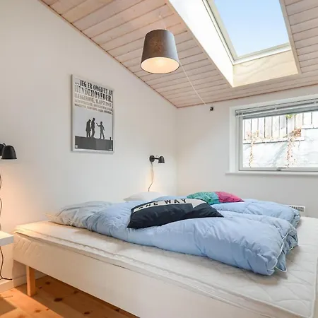 Holiday home In With House Sea View