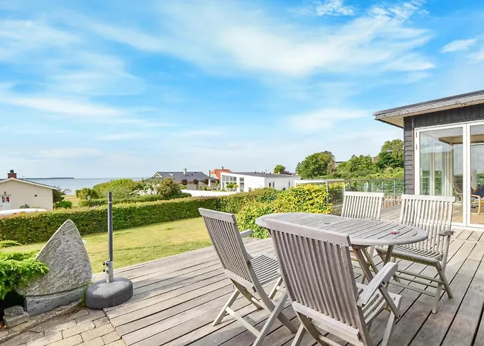 Beautiful In Nyaraló *